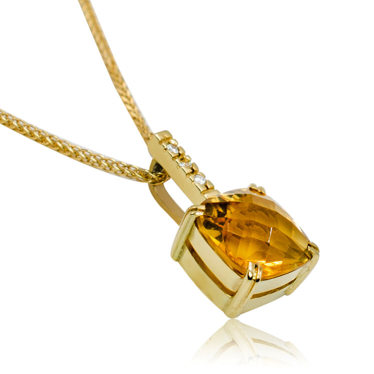 Diamantový náhrdelník s prírodným beerquartzom LNL444.KL