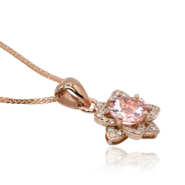 Diamantový náhrdelník s prírodným morganitom Sky flower LNL442.WS Diamantový náhrdelník s prírodným morganitom Sky flower LNL442.WS