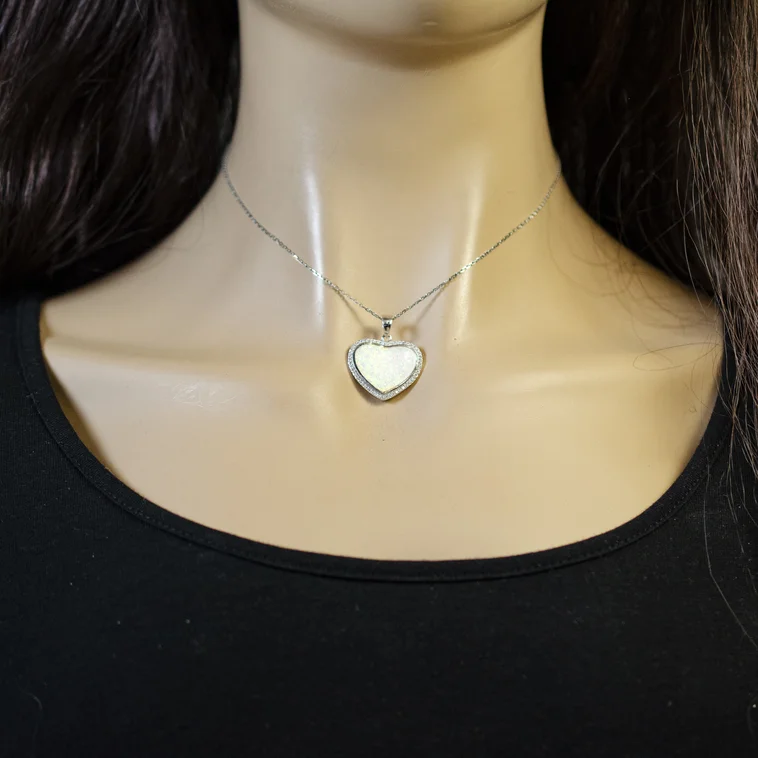 GOLDIE Strieborný prívesok Heart LPES025.KMB GOLDIE Strieborný prívesok Heart LPES025.KMB