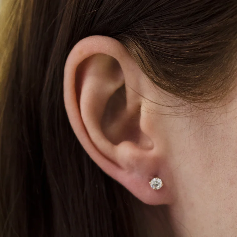 GOLDIE Zlaté náušnice Rose studs LEA842.AWB GOLDIE Zlaté náušnice Rose studs LEA842.AWB