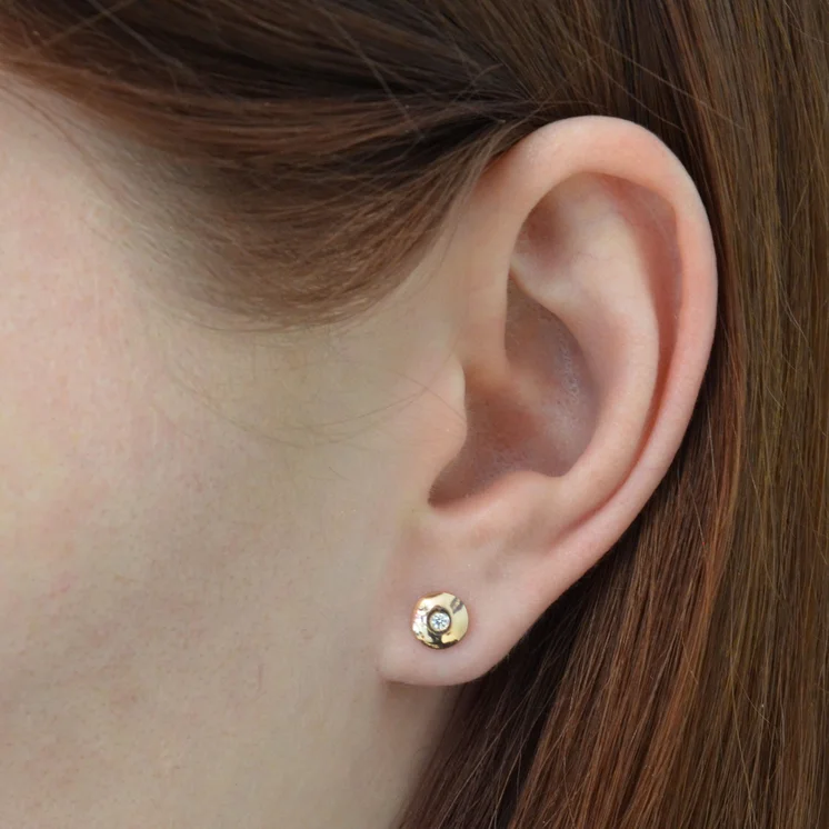 GOLDIE Zlaté náušnice s diamantmi LEA370.ODX GOLDIE Zlaté náušnice s diamantmi LEA370.ODX
