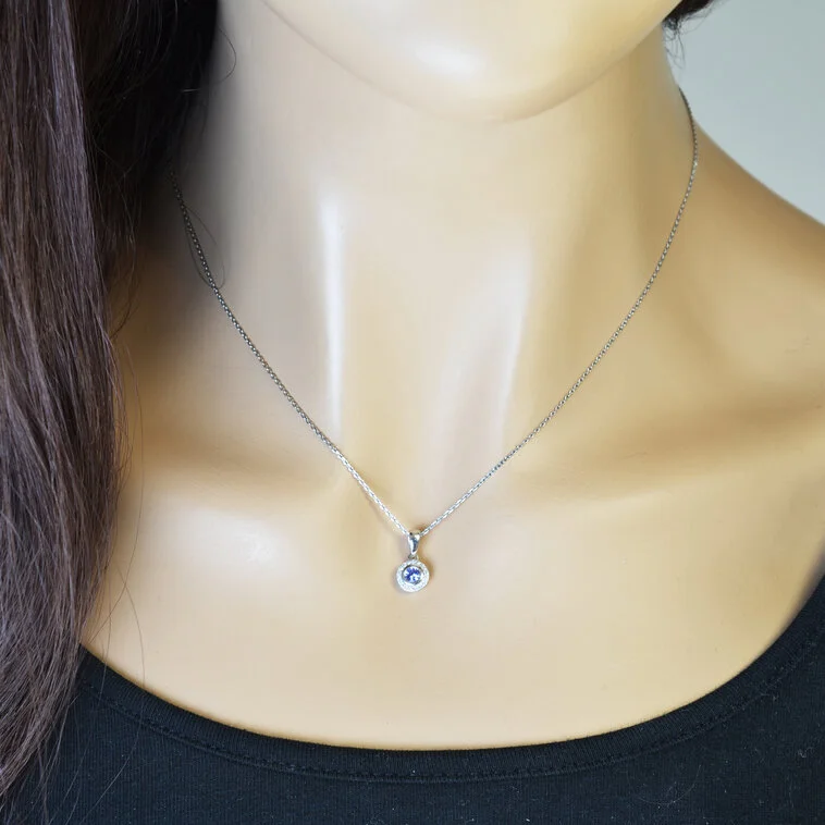 GOLDIE Zlatý prívesok s diamantmi a tanzanitom Blue LPE508.AVB GOLDIE Zlatý prívesok s diamantmi a tanzanitom Blue LPE508.AVB