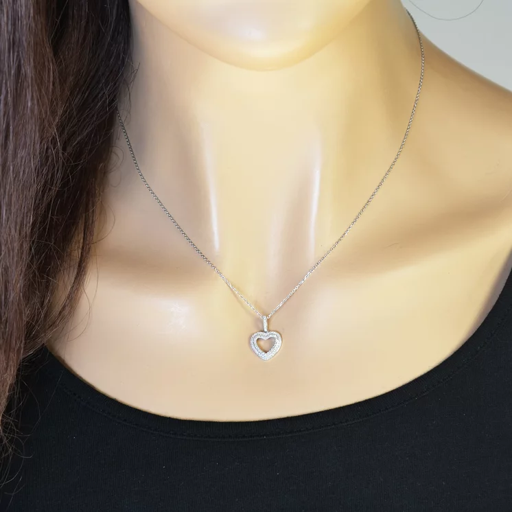 GOLDIE Zlatý prívesok s diamantmi Srdiečko LPE478.AVB GOLDIE Zlatý prívesok s diamantmi Srdiečko LPE478.AVB