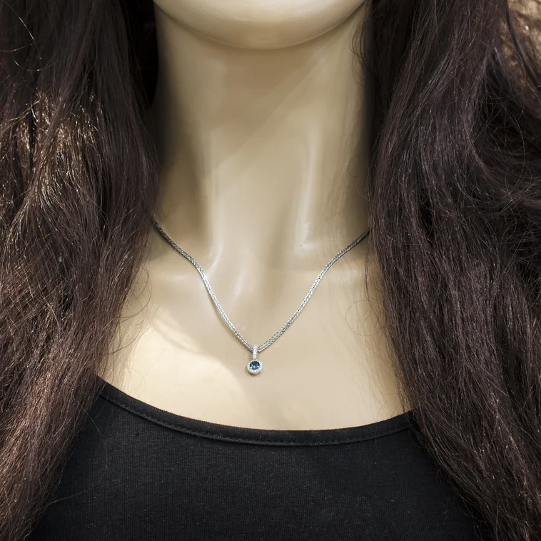 GOLDIE Zlatý prívesok s london blue topásom a diamantmi Cecil LPE410.AVB GOLDIE Zlatý prívesok s london blue topásom a diamantmi Cecil LPE410.AVB