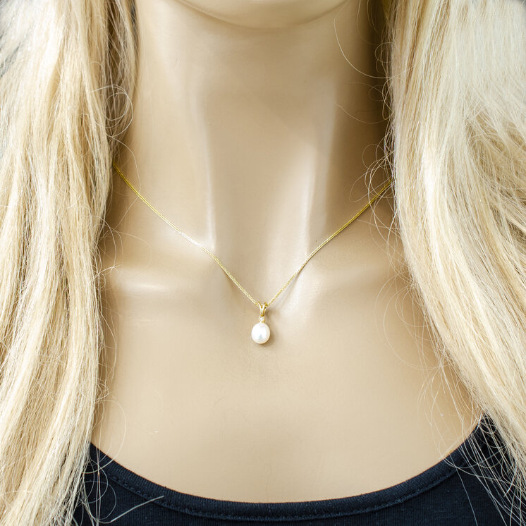 GOLDIE Zlatý prívesok so sladkovodnou perlou a diamantom Triton LPE489.PAB