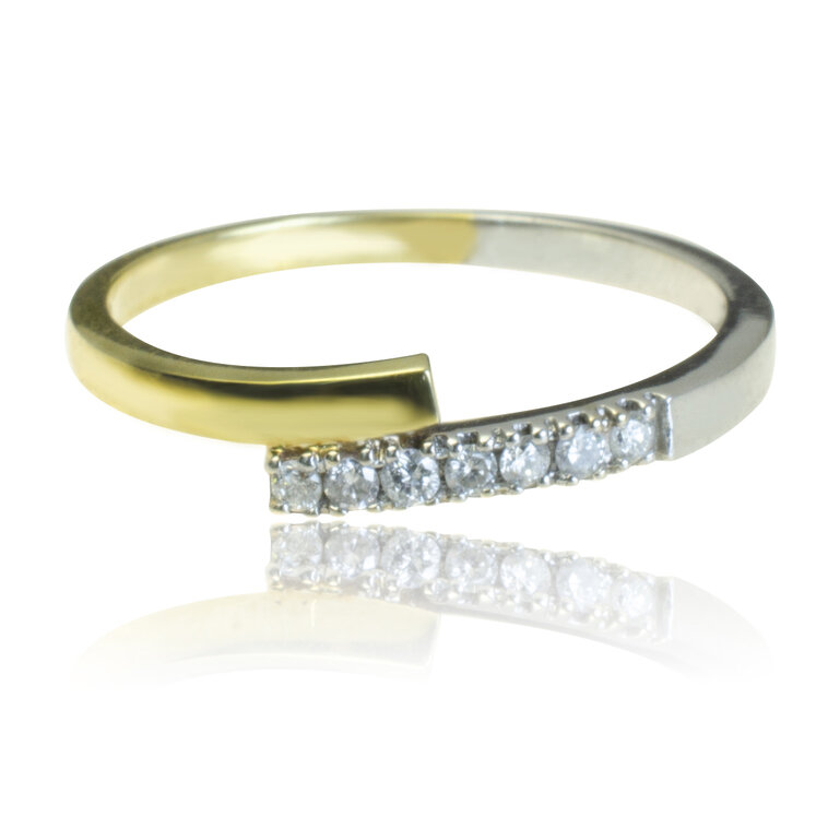 GOLDIE Zlatý prsteň s diamantmi Peril LRG447.D