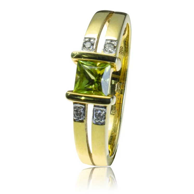 GOLDIE Zlatý prsteň s peridotom a diamantmi Amelia LRG443.D GOLDIE Zlatý prsteň s peridotom a diamantmi Amelia LRG443.D