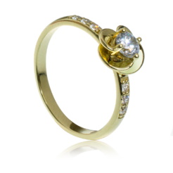 Zlatý prsteň kvetinka LRG806.TR