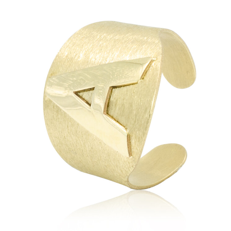 Zlatý prsteň s písmenom LRG702.TR